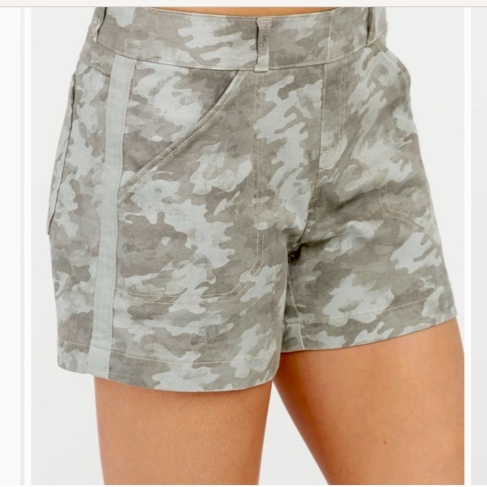Spanx Camo Print Stretch Twill Shorts